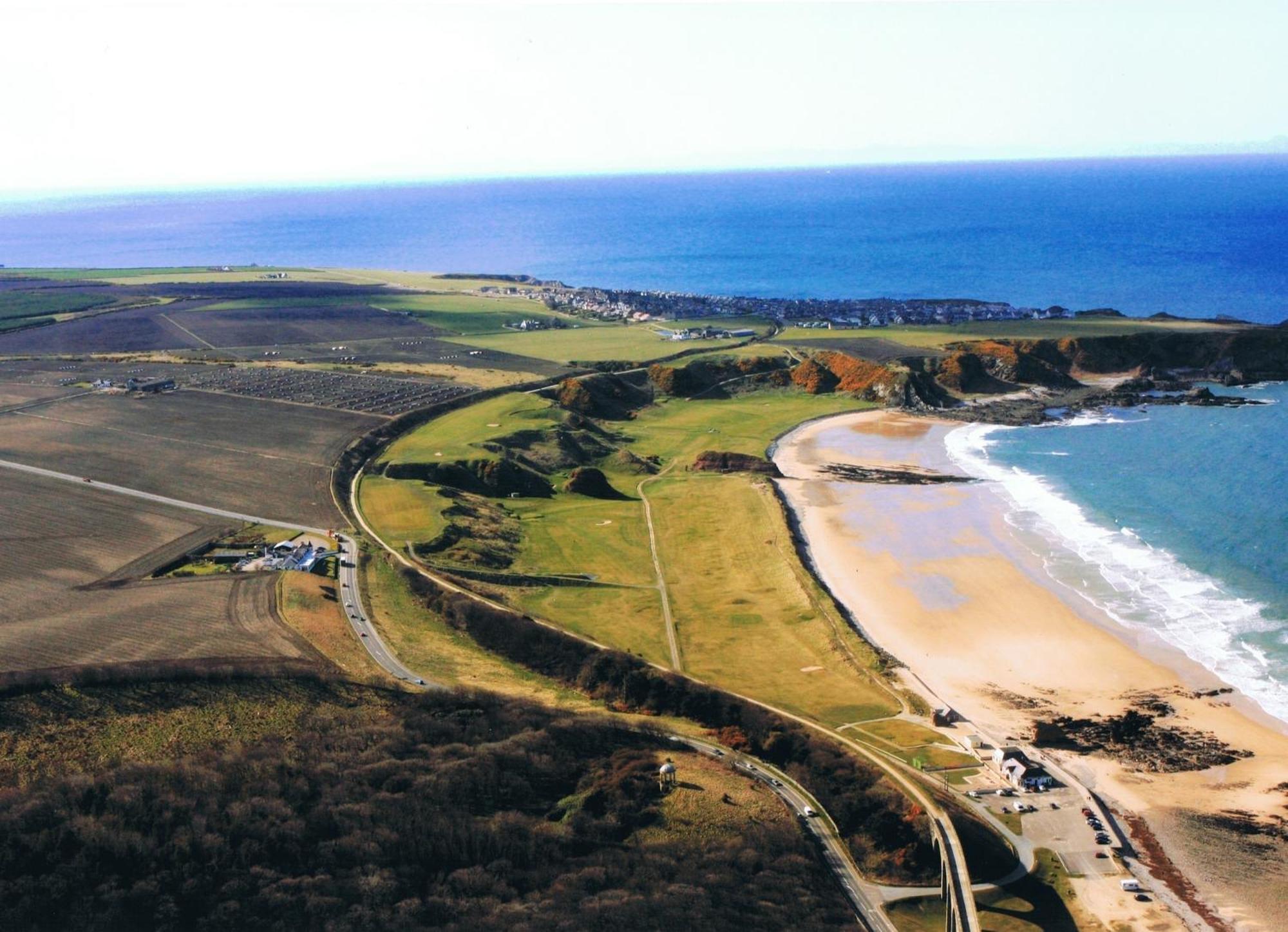 Cullen Bay Hotel Esterno foto